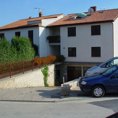 Appartamento Apartment Pula 7 Vintijan